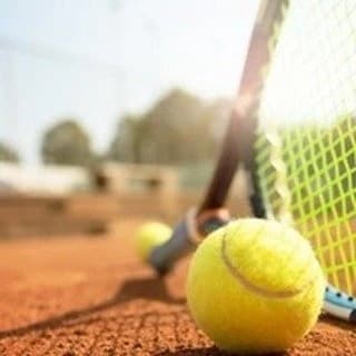Locos por el Tenis Club logo